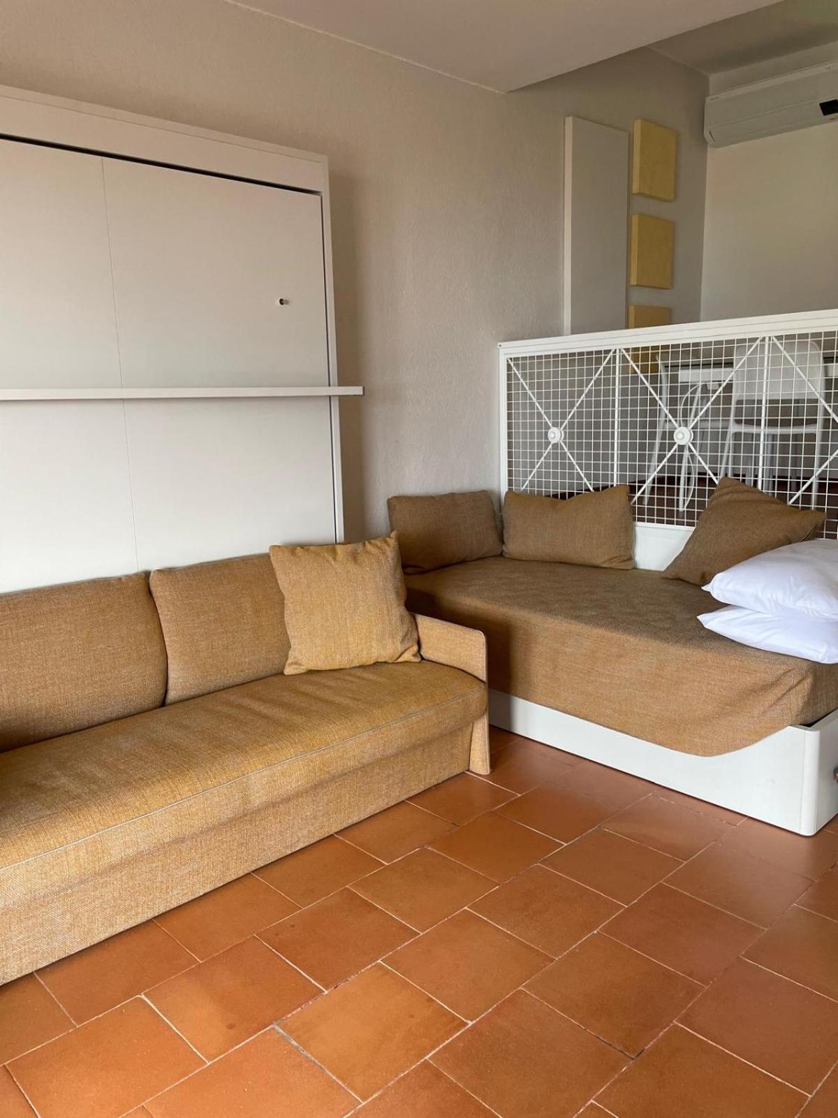 Residence Kormorano Malcesine Buitenkant foto